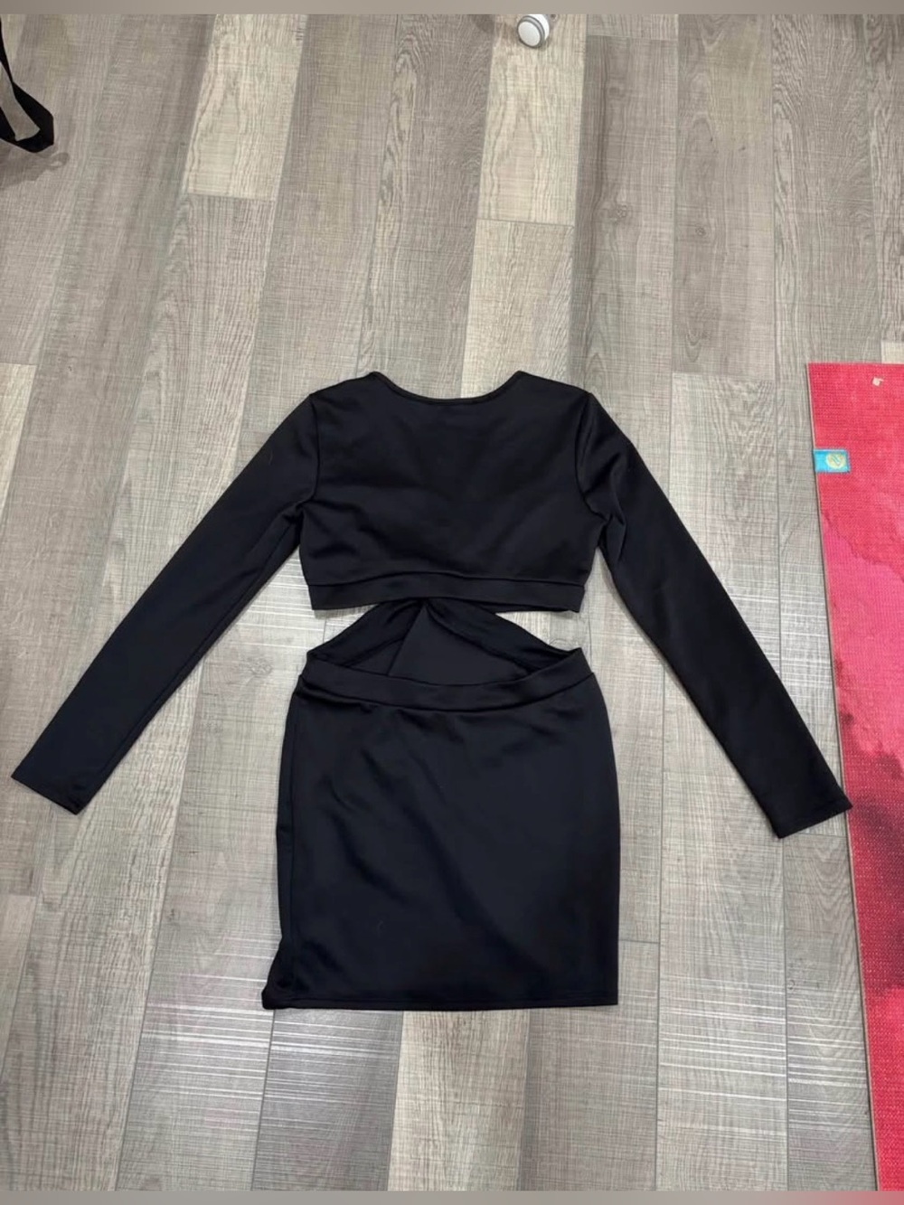 Black Long-Sleeve Knot Cutout Bodycon Dress - Picture 2 of 2